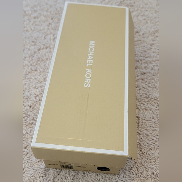 Michael Kors MK Slides - Picture 8 of 8